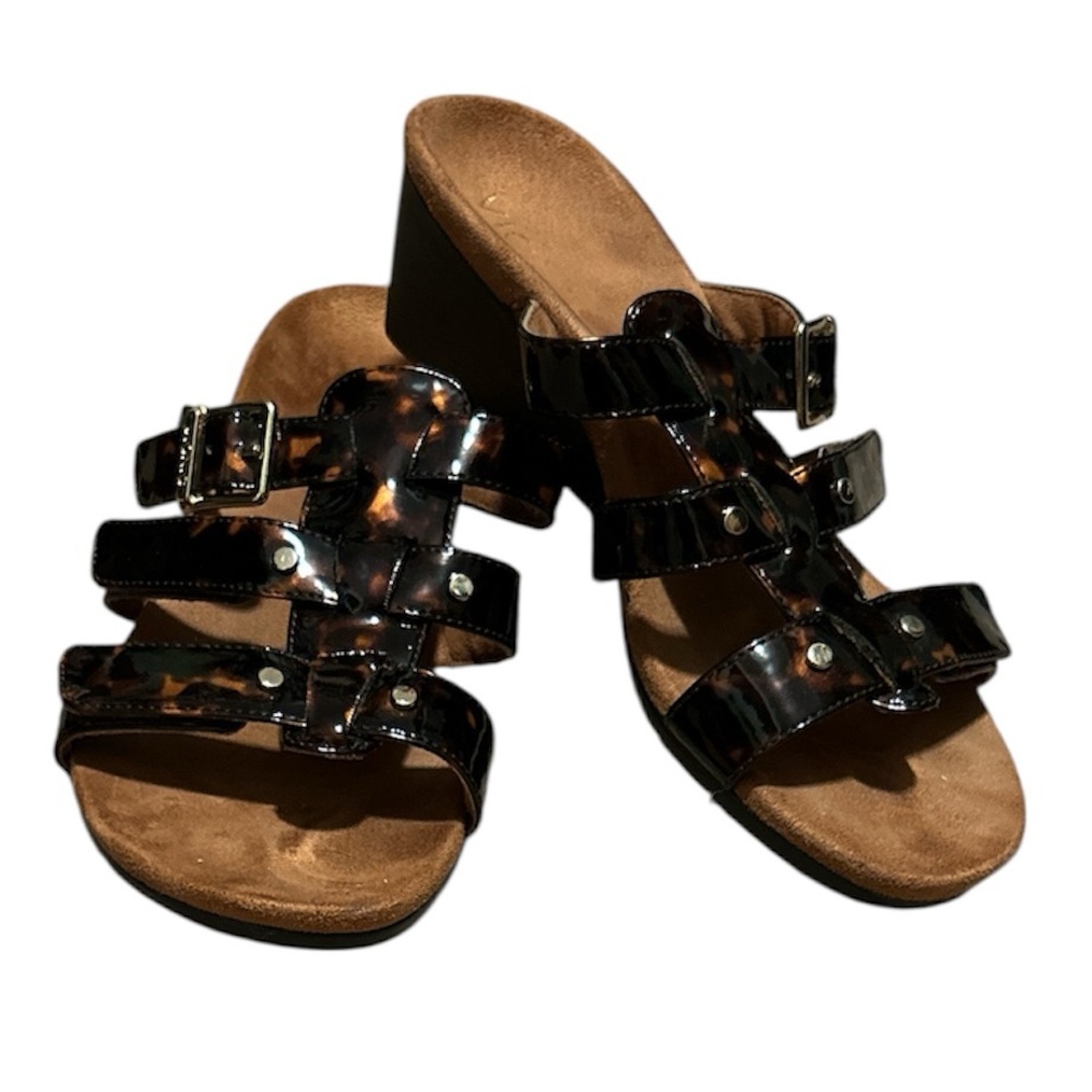 Stylish Women's Vionic Radia Tortoiseshell Sandals. Size 6